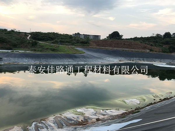 養殖行業選擇養殖防滲膜為何如此重要? 養殖行業選擇養殖防滲膜為何如此重要?