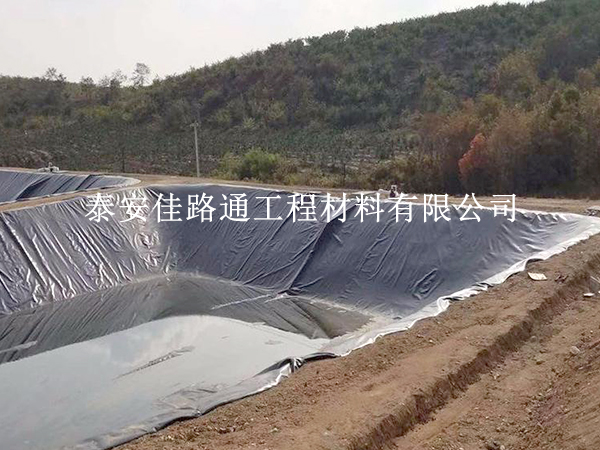 養殖防滲膜直角撕裂強度的奧秘：科技守護養殖安全的隱形力量